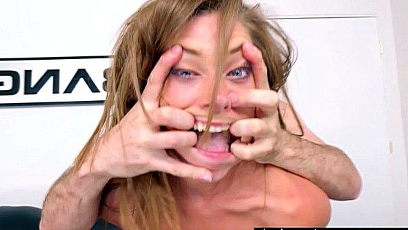 Очень грубый трах на кастинге с распутницей