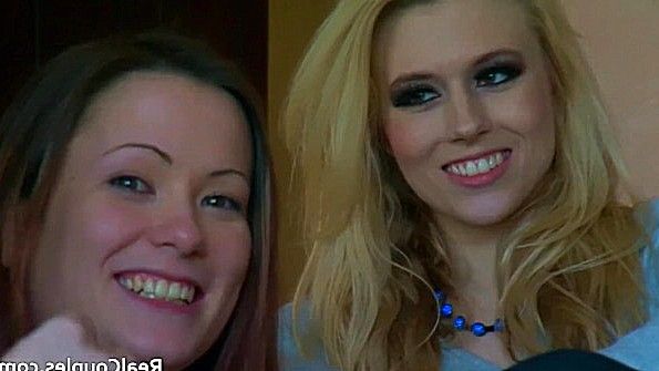 Жена разрешила мужу потрахаться с ней и подругой