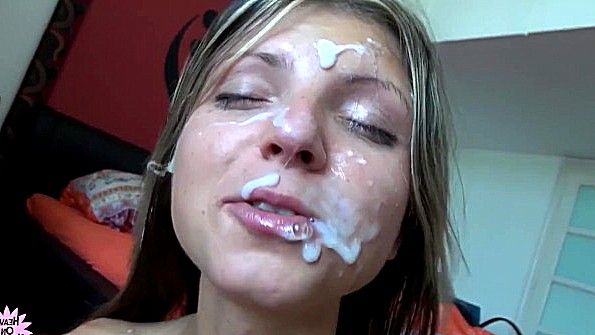 Девица вынуждена принять семя кавалера на свое лицо