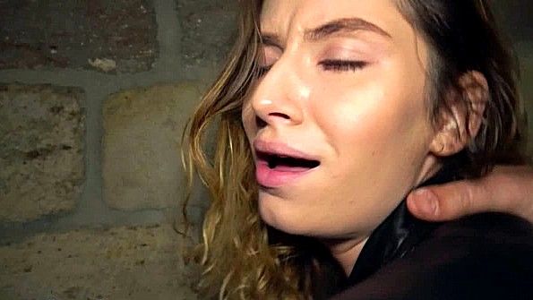 Пикапер рад оттрахать деваху в ее бритую пизду