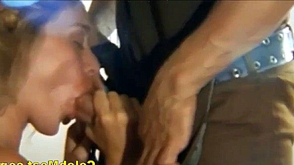 Порно коллекция минетов в исполнении известных актрис