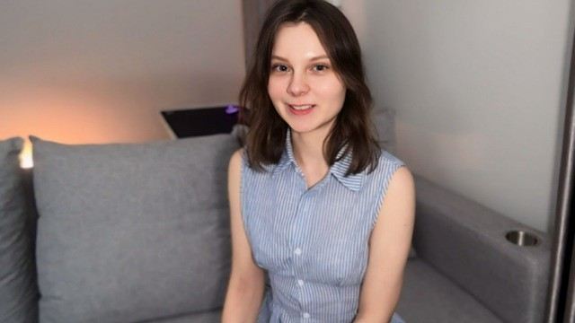 18-ти летняя девчонка хочет сниматься в порнухе