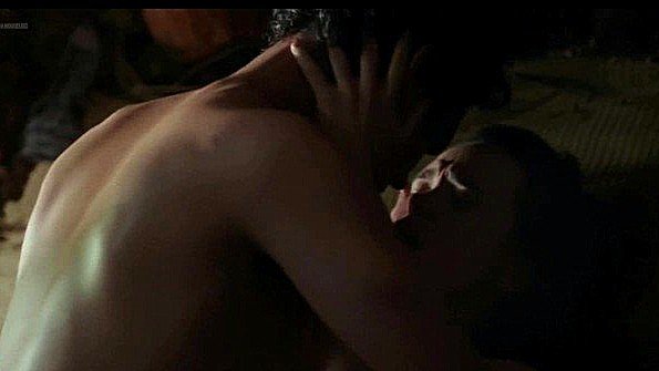 Знаменитая Ellen Page в очень развратной сцене